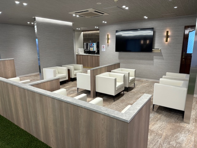 紀州ゴルフセンター会員専用ラウンジ